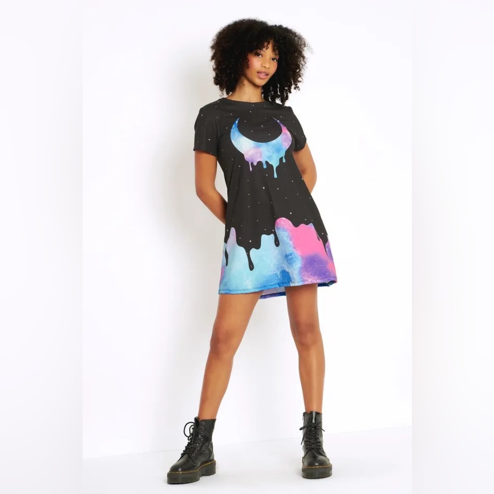 GALAXY MELT SWING TEE DRESS